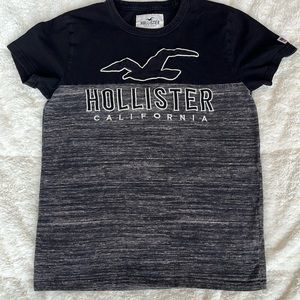 HOLLISTER T-shirt.  Teenager/ men size XS!